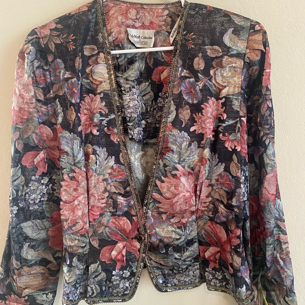 Thrifted blazer  🌹